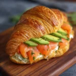 croissant gourmand au saumon fume et avocat 2025 11 28 104554 150x150 1